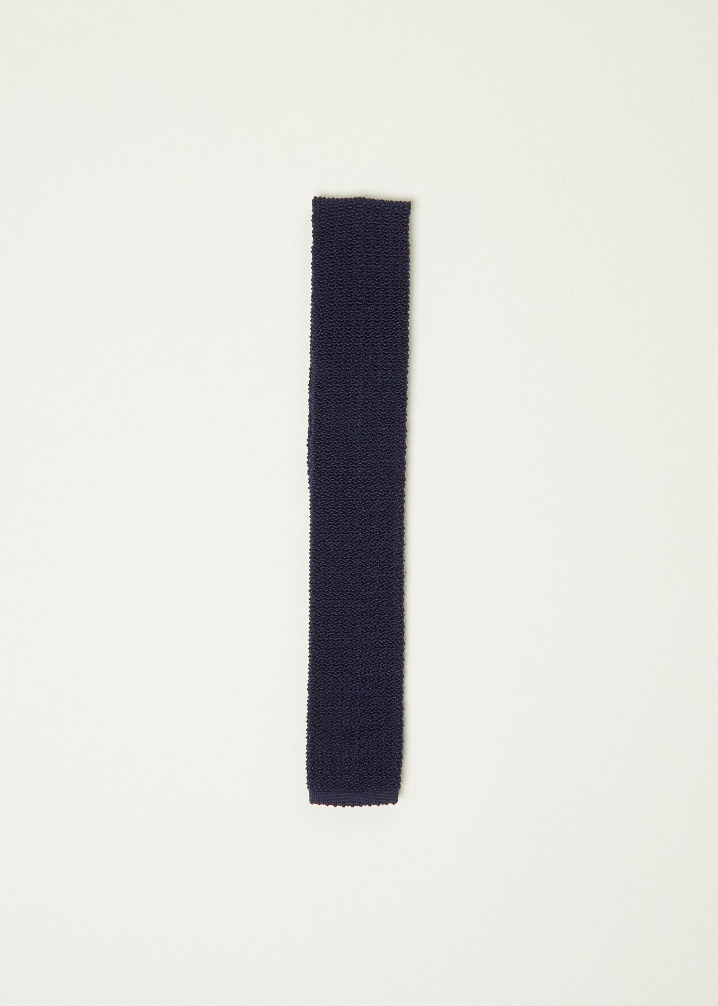Crispy tie in navy
