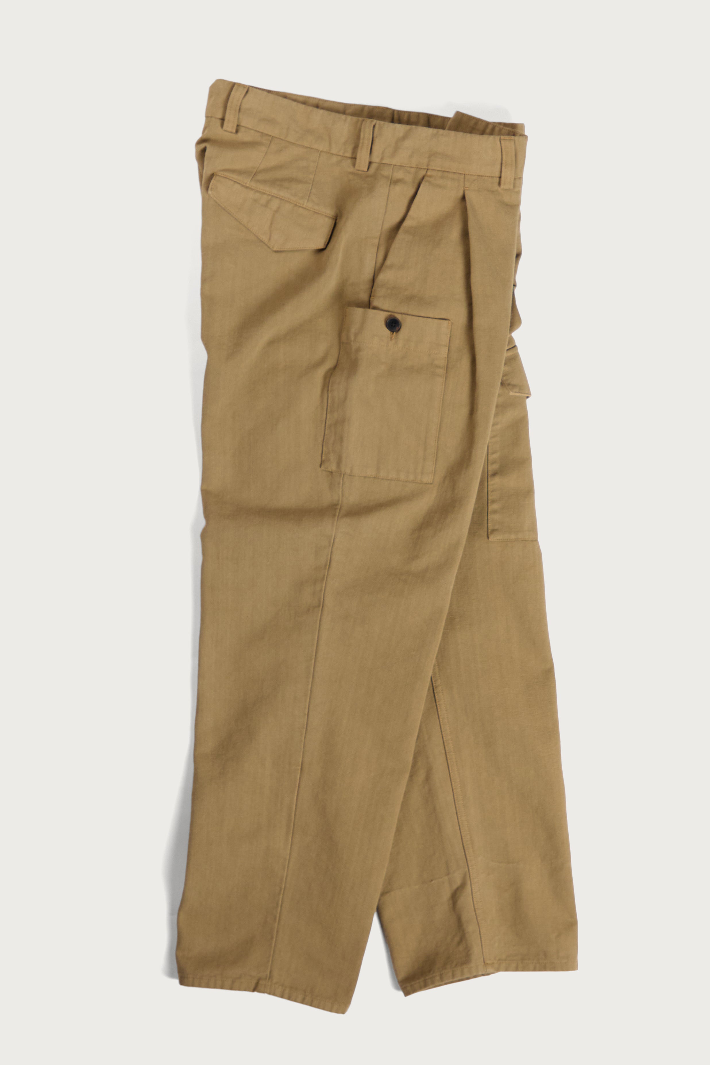 Kamikoshi trousers in coyote